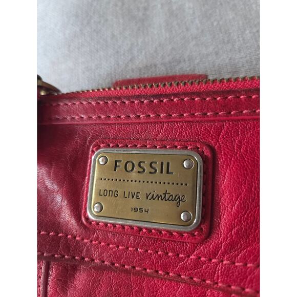 Vintage Fossil Emory Red Lamb Leather Wallet Clutch Super Soft Brass Hardware! - Picture 2 of 8